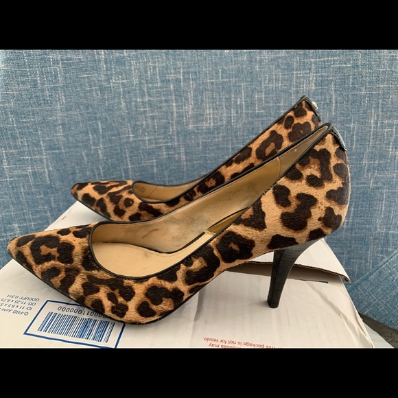 COPY - Michael Kors leopard print calf hair heels - Picture 6 of 12